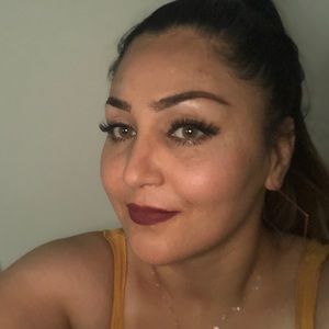 Meet your Posher, Tahereh